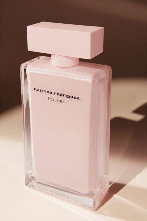 Дамски комплект Narciso Rodriguez for Her EDP 50ml + Shower Gel 50 ml + Body Lotion 50 mlIVET.BG - Твоят онлайн бутик.